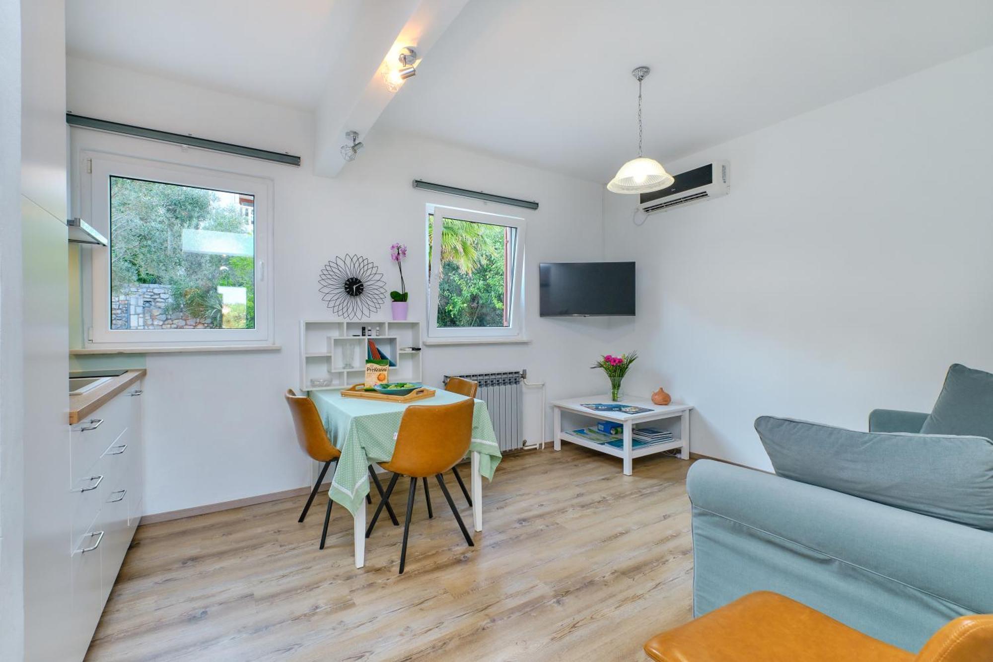 Apartment Pepermint - Iqm Destination Quality Вели-Лошинь Экстерьер фото